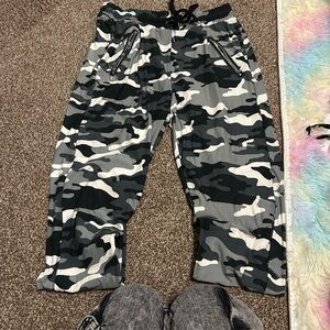 Women's Camo Jogger Pants